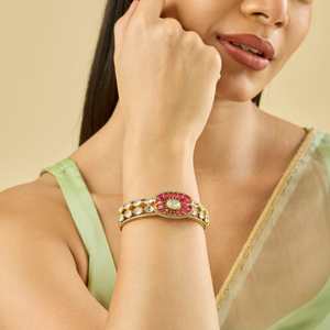Kundan Kada Fashion Bangle 182272 Model - Product Image 2