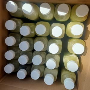 Jus de canne à sucre frais congelé, idéal pour le conditionnement en bouteille et la production de boissons commerciales - Product Image 1