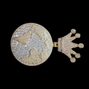 Collier pendentif en diamant Moissanite VVS coupe ronde design du monde pendentif en or massif 10k avec pendentif glacé - Product Image 2