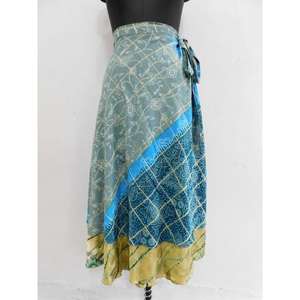 Hecho a mano Reversible Vintage Seda Saree Magic Wrap Falda Vestido de playa-Transpirable y elegante - Product Image 1