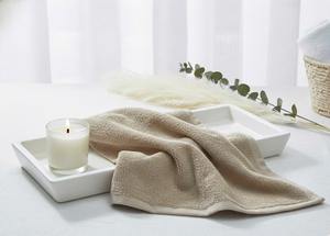 ผ้าขนหนูอาบน้ำสีพื้น 100% ผ้าฝ้ายทออย่างดี นุ่มสบายผิว เหมาะสำหรับใช้ในบ้าน - Product Image 2