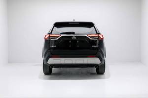 SUV Toyota RAV4 Style Plus 2.0L 4 cilindros FWD 2025 Negro Impecable, Usado Certificado con Bajo Kilometraje (12.5 km/h) Listo para Enviar - Product Image 6