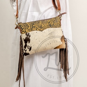 Bolso de Hombro Cruzado de Cuero Genuino con Pelo de Vaca, Hecho a Mano, con Cremallera, Portátil, Antirrobo, Último Estilo de Moda para Verano - Product Image 1