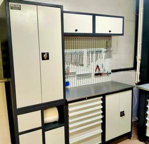 Banc de travail en métal ESD professionnel robuste personnalisé pour atelier industriel, construction hautement durable, composants de moteur - Product Image 3