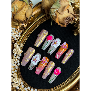 Blooming Garden Couture Press on Nail Art, autocollants élégants pour ongles pour femmes - Product Image 3