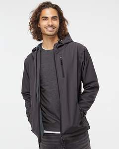 La veste softshell résistante à l'eau de Independent Trading Company est livrée avec un logo brodé personnalisé - Product Image 1