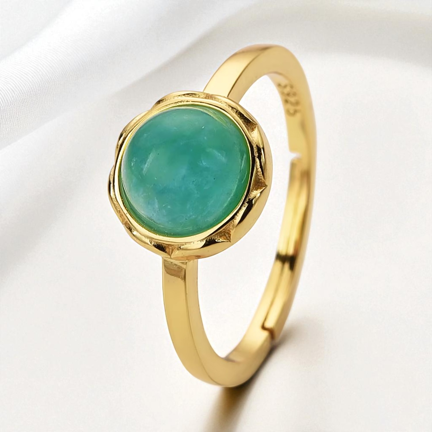 แอมะซอไนต์