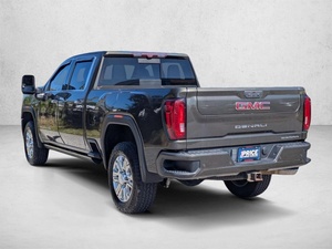 ¡EL MEJOR RENDIMIENTO! Camioneta Usada 2022 Sierra 3500HD Denali V-8 4.X.4, Transmisión Automática, Cabina Doble, Uso Comercial - Product Image 4