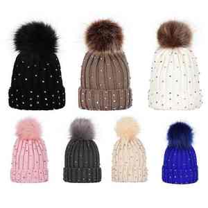 Último Estilo, Gorros de Invierno Acrílicos Cálidos al por Mayor, Gorros de Invierno con Pedrería para Uso Casual al Aire Libre - Product Image 4