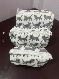 Eco-Friendly Cotton Quilted Gray White Cat 3-Piece Travel Cosmetic <b>Bag</b> Set with <b>Large</b> Capacity Vintage Style Zipper Closure - Product Image 4