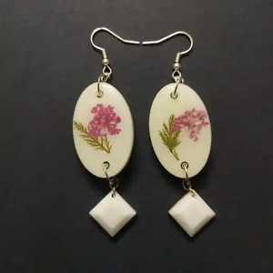 Pendientes de gota de madera a la moda al por mayor, joyería de resina, regalo de gran oferta, uso a bajo precio - Product Image 1