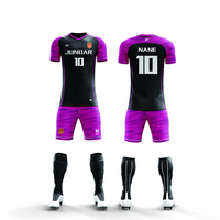 Ensemble de survêtements de football personnalisés en gros, imprimés par sublimation, respirants, de haute qualité, 100 % polyester