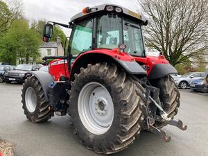 Tractor de granja Massey Ferguson 6718S usado a la venta - Product Image 3