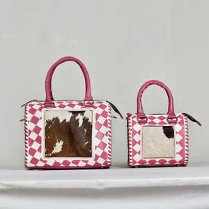 Bolso de mano de cuero vacuno de edición limitada con diseño a cuadros, elegante conjunto combinado de bolso de hombro y bandolera para mujer, para uso diario. - Product Image 1