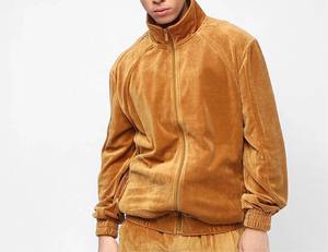 Survêtement en velours pour homme, haute qualité, nouveaux designs, léger, entièrement personnalisé, à prix abordable - Product Image 3