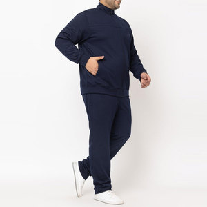 Survêtement pour homme de qualité supérieure avec jogging slim et veste zippée offrant une forme soignée pour un habillage quotidien décontracté et sportif - Product Image 3