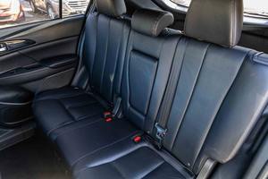 Voitures d'occasion haut de gamme 2023 M i t s u b i s h i Eclipse Cross Ventes saisonnières - Product Image 2