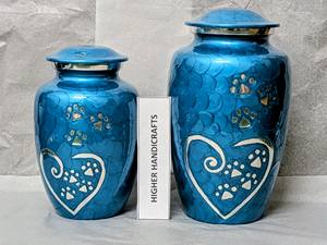Urnas para Cremación de Mascotas con Grabado de Huellas |   Urnas para Mascotas de Metal con Acabado Esmaltado, Tamaño Personalizado, Proveedor Mayorista - Product Image 2
