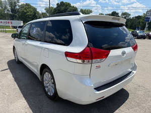 Toyota Sienna Limited 2014 Usada, 7 Pasajeros - Product Image 5