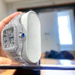 Montre-bracelet en diamant de Moissanite pour hommes avec logo personnalisé Design audacieux Cadran en verre durable Cadran mécanique rehaussant n'importe quel look - Product Image 3