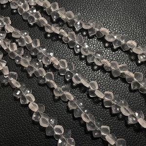 Vente en gros de perles en forme de coussin en quartz rose à facettes de bonne qualité formes cerf-volant et briolette de couleur rose - Product Image 5