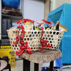 CESTA DE REGALO DE BAMBÚ Natural con asas Embalaje sostenible, reutilizable y sostenible para regalos o almacenamiento Decoración del hogar - Product Image 5