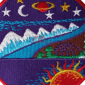 แผ่นผ้าปักลายผ้ากำมะหยี่สำหรับขายในราคาที่เหมาะสมแผ่นผ้าปักลายออกแบบได้ตามต้องการ - Product Image 4