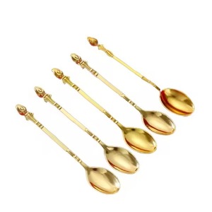 Juego de 4 cucharas de café de acero inoxidable, utensilios de cocina ideales para el hogar, cubiertos con acabado chapado en oro, mango liso - Product Image 5