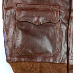 แจ็กเก็ตนักบินบอมเบอร์หนังหรูหราพร้อมคุณสมบัติที่กำหนดเองสำหรับความอบอุ่นทั้งวันและชุดฤดูหนาวกลางแจ้งที่ทันสมัย - Product Image 4