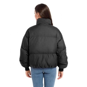 Vente en gros de vestes bouffantes sans manches camouflage multicolores légères imperméables respirantes pour hommes avec logo à l'avant - Product Image 2