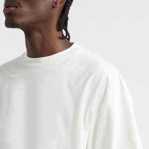 T-shirt pour hommes Crop Boxy Fit Tshirt pour hommes 100% coton épaule tombante poids lourd luxe qualité logo personnalisé t-shirt uni pour hommes - Product Image 2