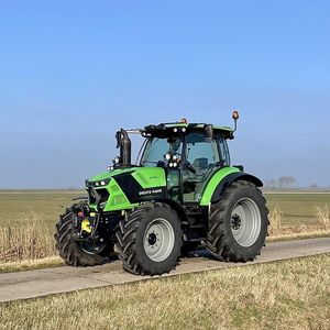 รถแทรกเตอร์การเกษตร Deutz-Fahr รุ่น 6140 TTV คุณภาพเยี่ยม พร้อมที่ตัก 4 ล้อขับเคลื่อน  พร้อมเครื่องยนต์ ปั๊ม และเกียร์ สำหรับการเกษตร - Product Image 1