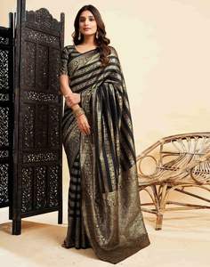 Luxueux saris en soie Jacquard lourd doré grande bordure de tissage Jacquard pour les fêtes d'hiver tenue traditionnelle indienne Bollywood - Product Image 1