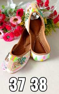 Ethnic Style Designer <b>Jutti</b> Women Embroidery Leather <b>Jutti</b> Punjabi <b>Jutti</b> - Product Image 3