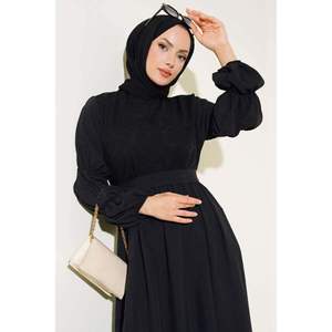 Robe à manches élastiques noire - Product Image 1