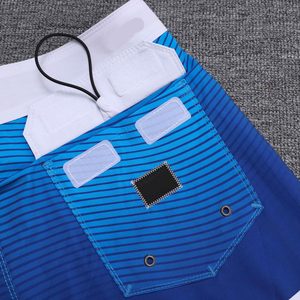 Meilleures ventes Short de plage élastique dans les quatre sens pour hommes Short de sport d'été personnalisé Short de bain taille moyenne Style décontracté Non tissé imperméable - Product Image 6