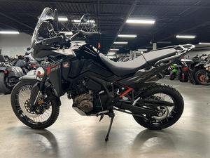 มอเตอร์ไซค์ Africa Twin ปี 2026 มีสินค้าในสต็อก พร้อมขายและพร้อมส่งออก |   การขายยานยนต์ - Product Image 3