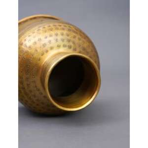 Jarrón Alto de Metal Esculpido para Centros de Mesa Impresionantes y Decoración del Hogar Refinada con un Diseño Artístico Moderno - Product Image 5