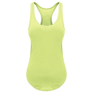 Débardeur de sport vintage en maille respirante et à séchage rapide pour femme, éco-responsable, avec logo frontal - Product Image 3