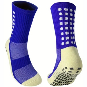 Vente en gros de chaussettes de sport professionnelles pour hommes et femmes Chaussettes tricotées de compression pour la saison d'automne Chaussettes de sport - Product Image 4