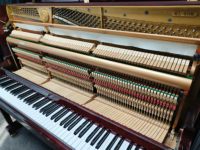 Piano Acústico Vertical Kawai KL53K Color Vino Tinto, de Japón, para Escuela de Música o Estudio, en Venta en Todo el Mundo, Excelente Calidad de Sonido