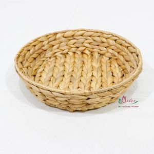 Sustainable and Vintage-style Water Hyacinth <b>Storage</b> <b>Baskets</b> for Modern Home <b>Storage</b> Needs - Product Image 3