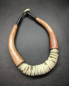 Vente chaude Le Plus Populaire Funky Collier Bijoux En Résine Transparente pour Porter Des Fêtes De Bureau Fonctions De Mariage Fêtes De Noël - Product Image 3