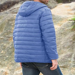 Veste d'hiver épaisse et chaude de couleur unie pour homme, en gros, avec logo personnalisé, veste matelassée - Product Image 6