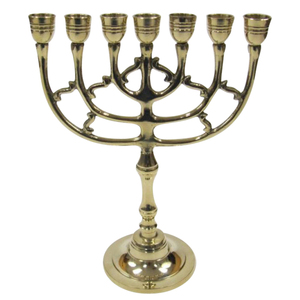 Portavelas decorativo de metal de estilo único con acabado dorado en diferentes tamaños, juego de dos para decoración navideña del hogar. - Product Image 6