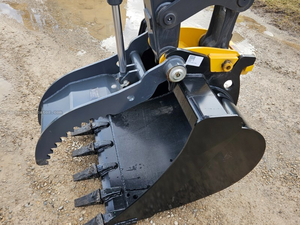 รถขุดขนาดเล็ก John Deere 60G มือหนึ่ง/มือสอง แบบตีนตะขาบ บุ้งกี๋ขนาด 4 เมตร เครื่องยนต์ FPT สำหรับงานก่อสร้างและเกษตรกรรม ประหยัดน้ำมัน - Product Image 4