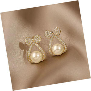 Boucles d'oreilles en or rose plaqué avec perles et nœud en diamant, bijoux unisexes romantiques pour mariage, anniversaire, fête - Product Image 2