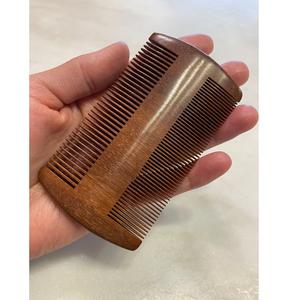 Peine para el Cabello de Madera Maciza con Acabado Liso - Product Image 1