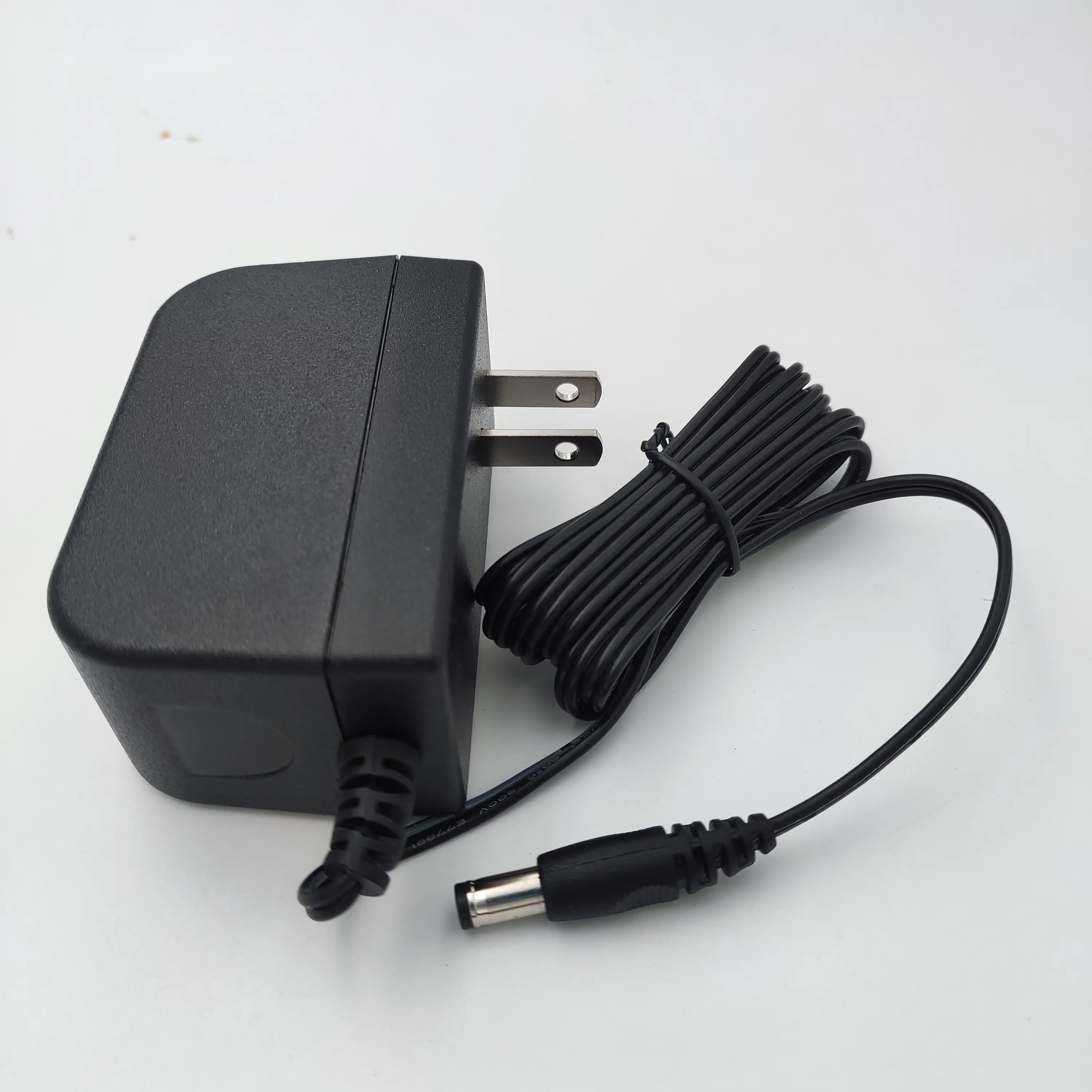24V 1A Power Supply Adapter For Sporting Equipments And Digital Appliances