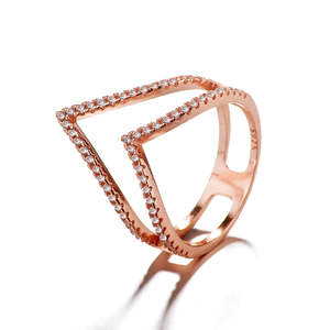 Anello in Argento Sterling con Cristallo e Gambo Diviso - Product Image 2